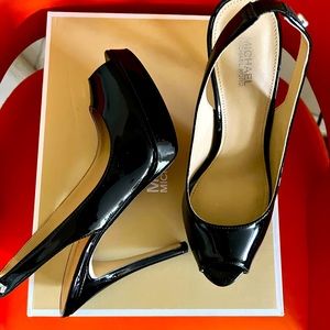 MICHAEL - Michael KORS Blank Patent Leather Sling Back Platform Pump